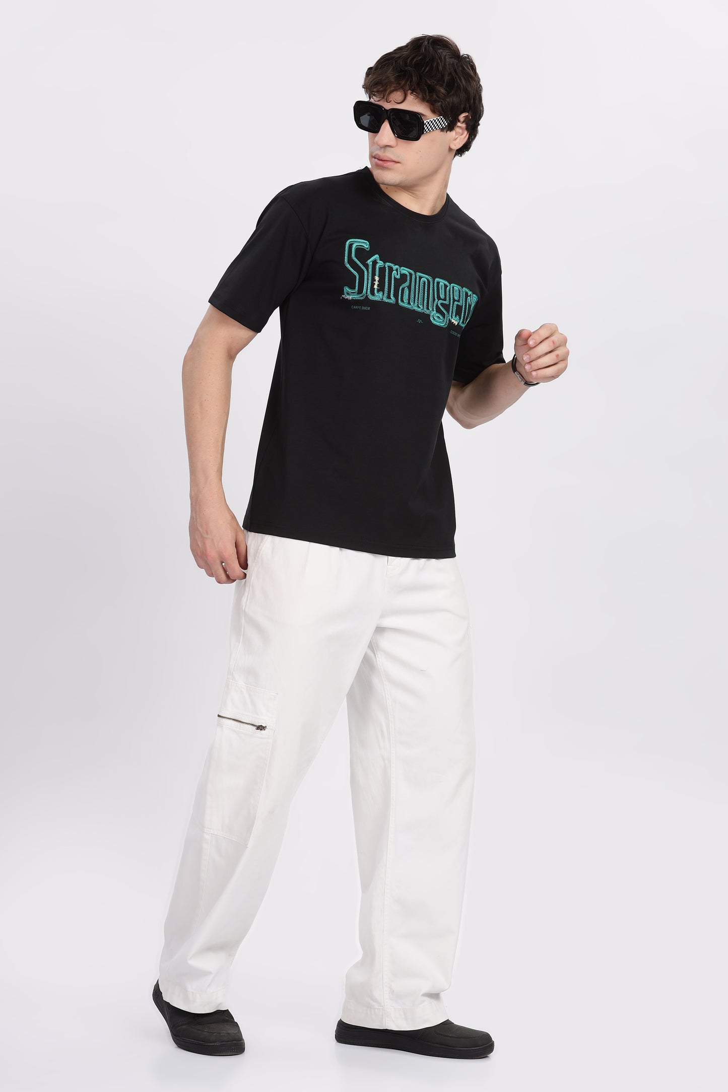 Round Neck Short Sleeve Graphic T-Shirt