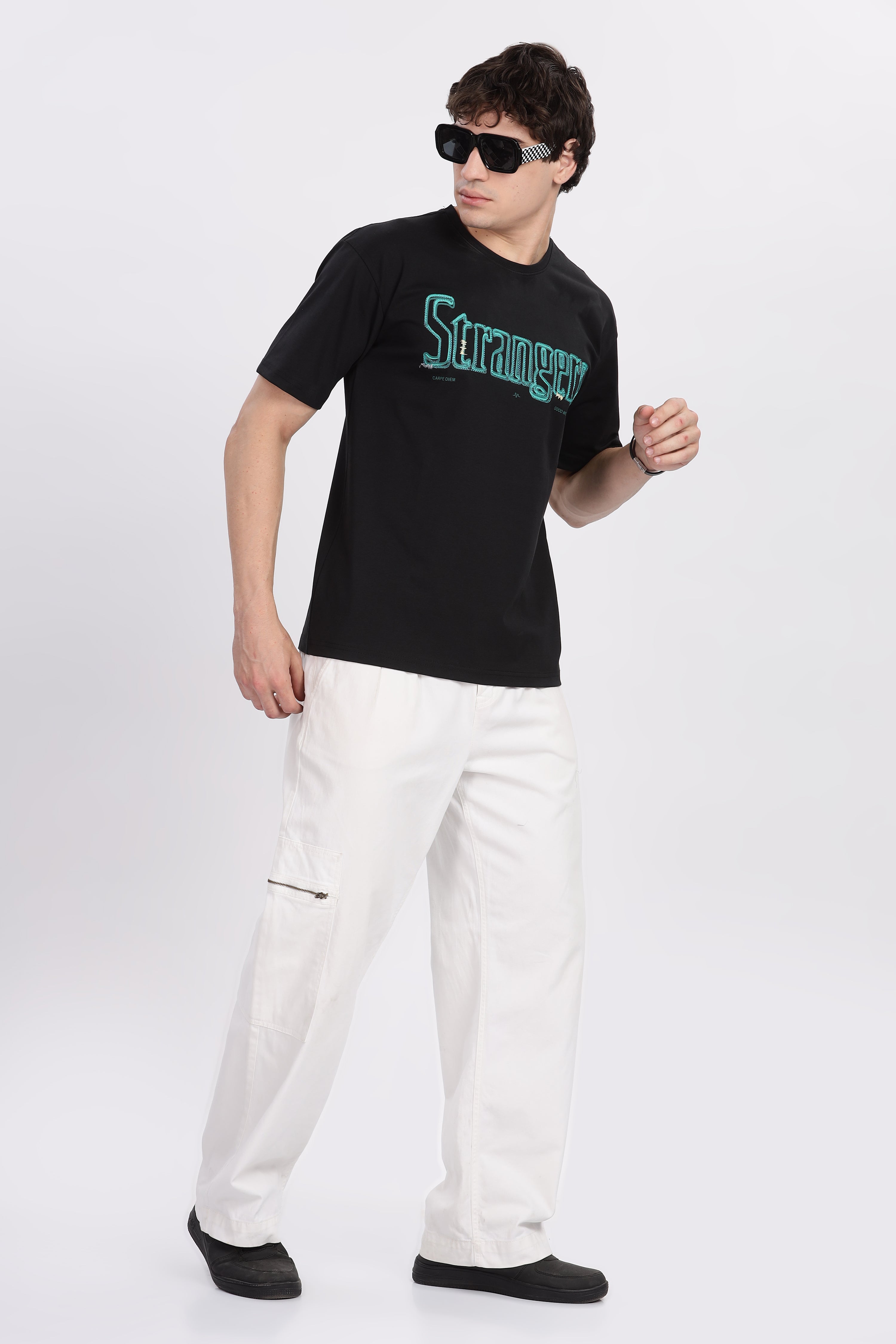 Round Neck Short Sleeve Graphic T-Shirt